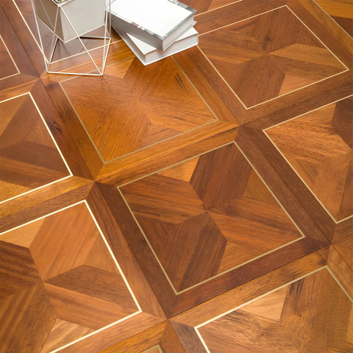 Parquet marqueté vu de près : panneaux losangés en bois sombre séparés par des filets clairs.